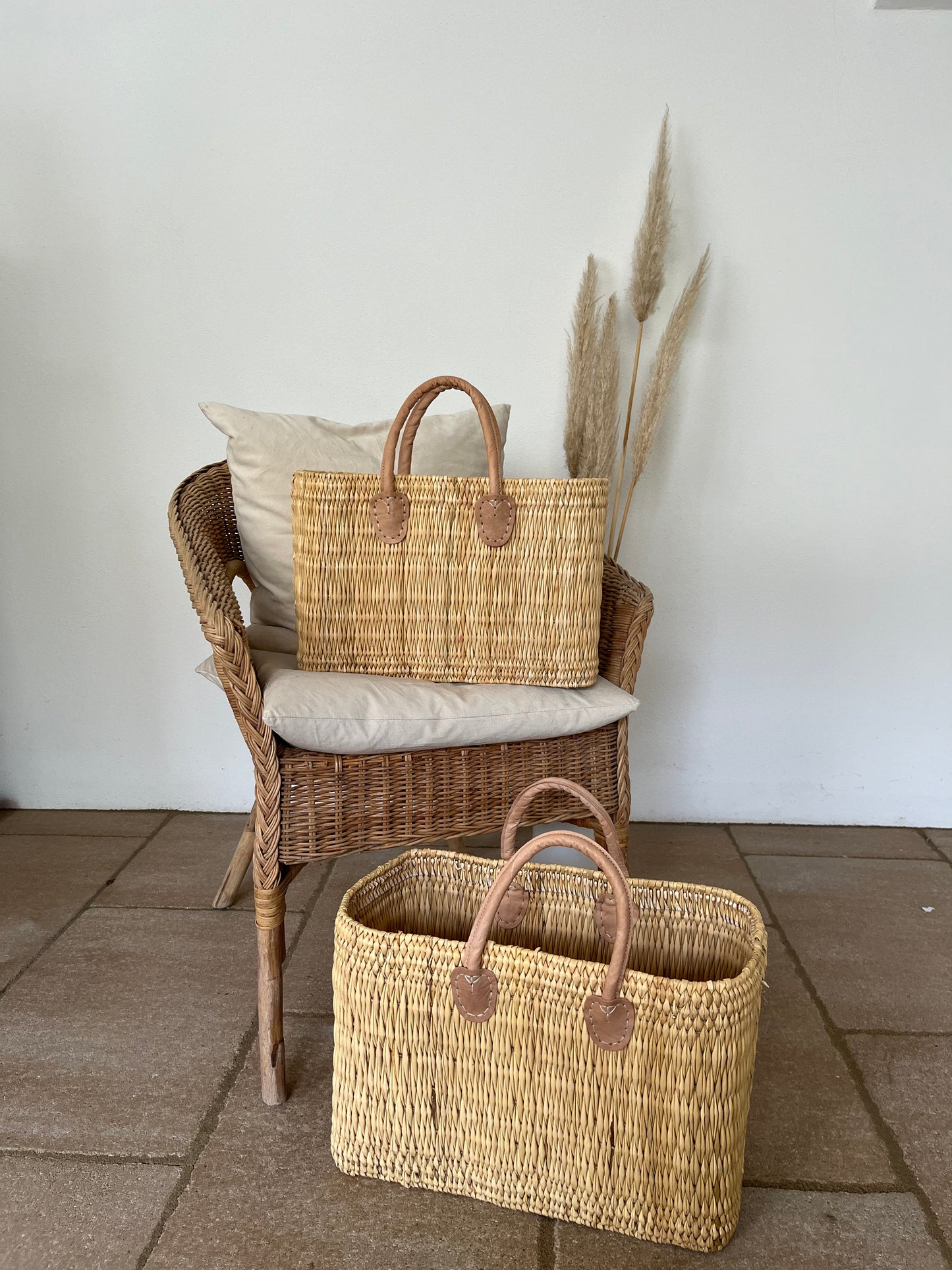 Seegrastasche mit kurzem Ledergriff