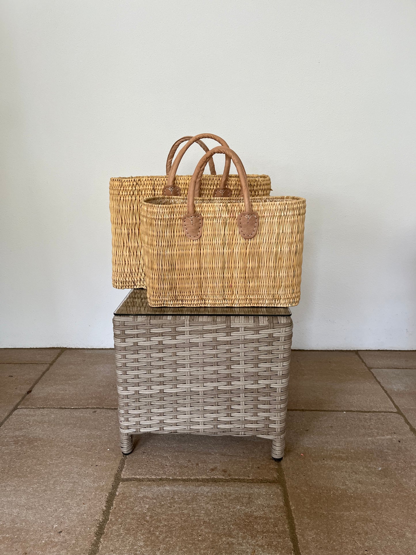 Seegrastasche mit kurzem Ledergriff